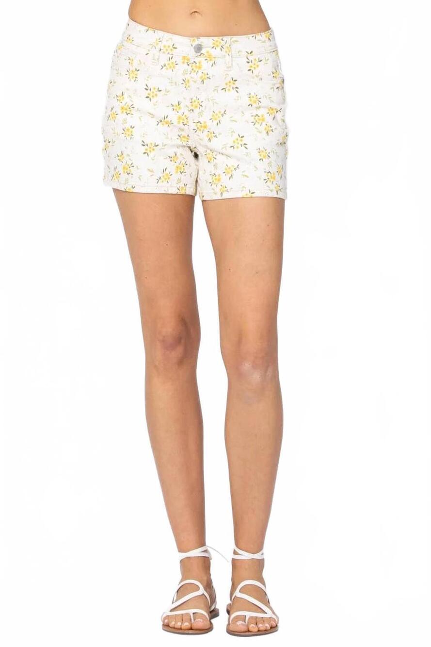 NEW JUDY BLUE women's flower print shorts in white
